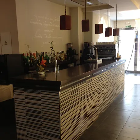 Arcohotel فندق مبيت وإفطار 3*